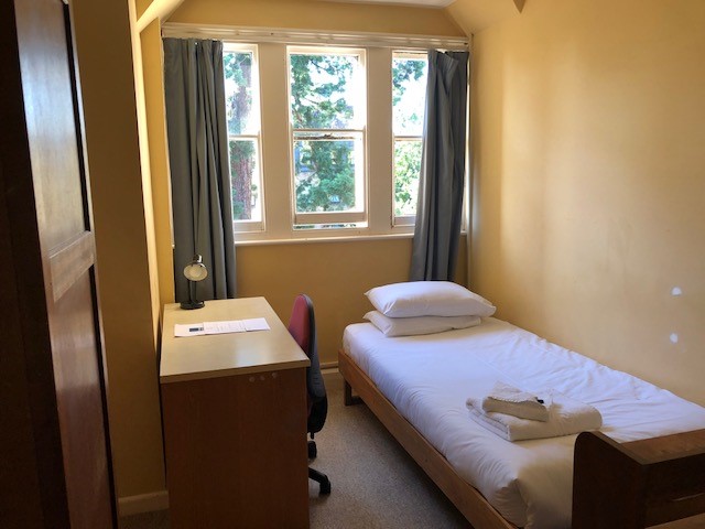 Oxford Accommodation – St Hugh’s college